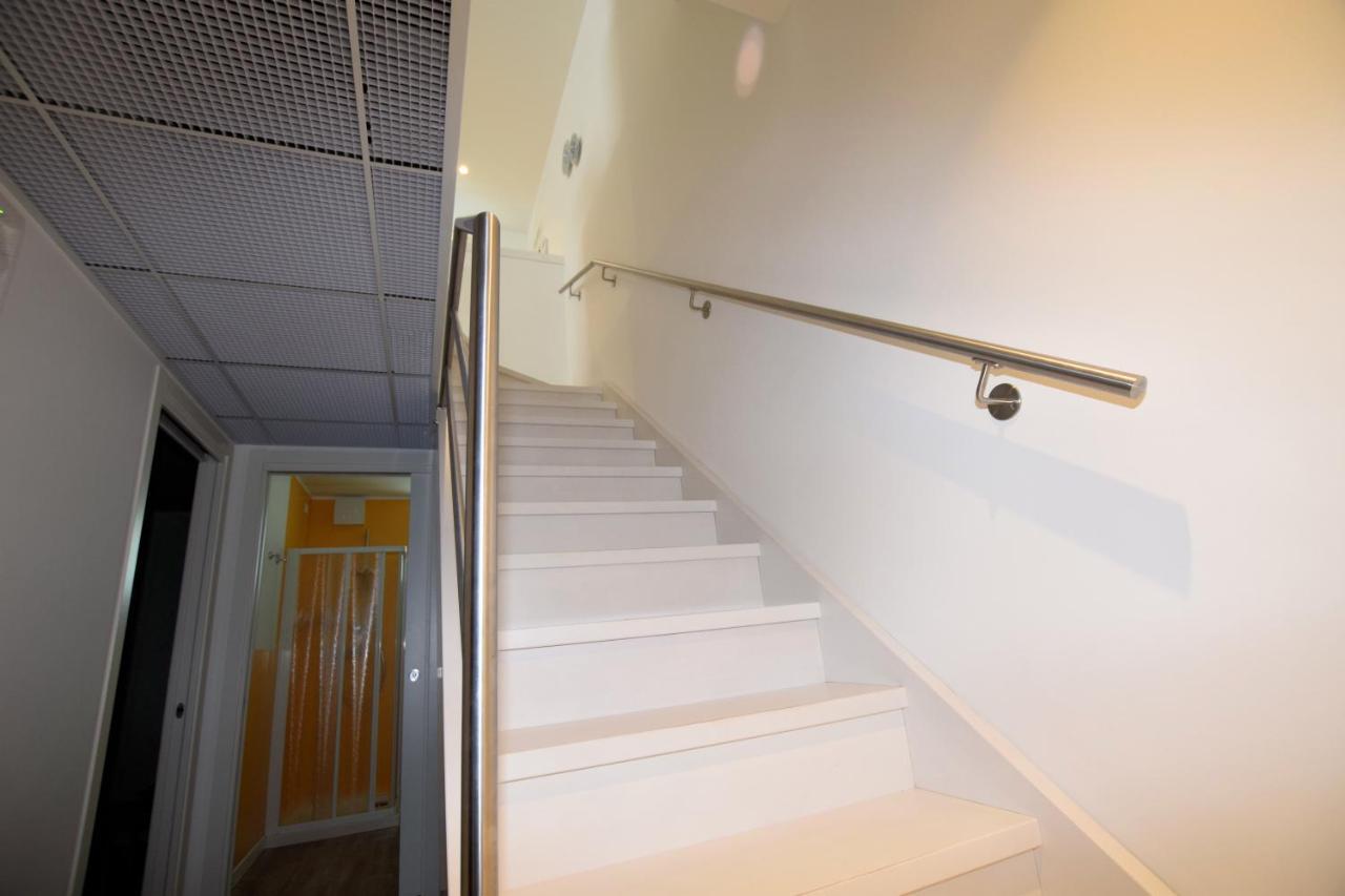 Residenza Edda Lejlighed Lignano Sabbiadoro Eksteriør billede